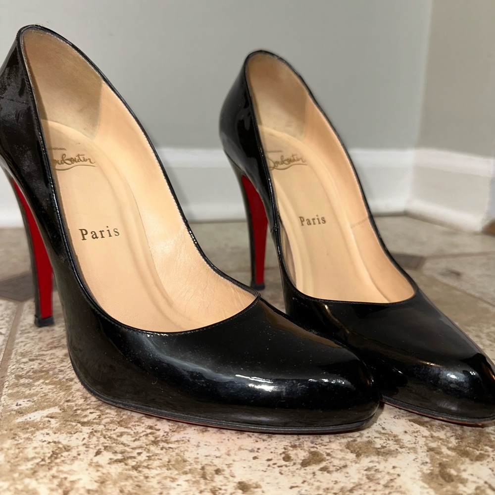Christian Louboutin Black Patent Leather Pumps Size 38